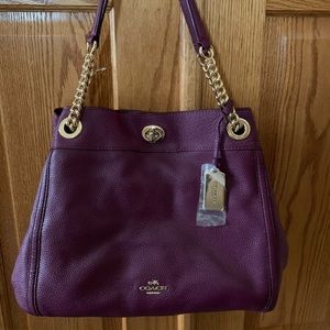 New never used coach shoulder bag.